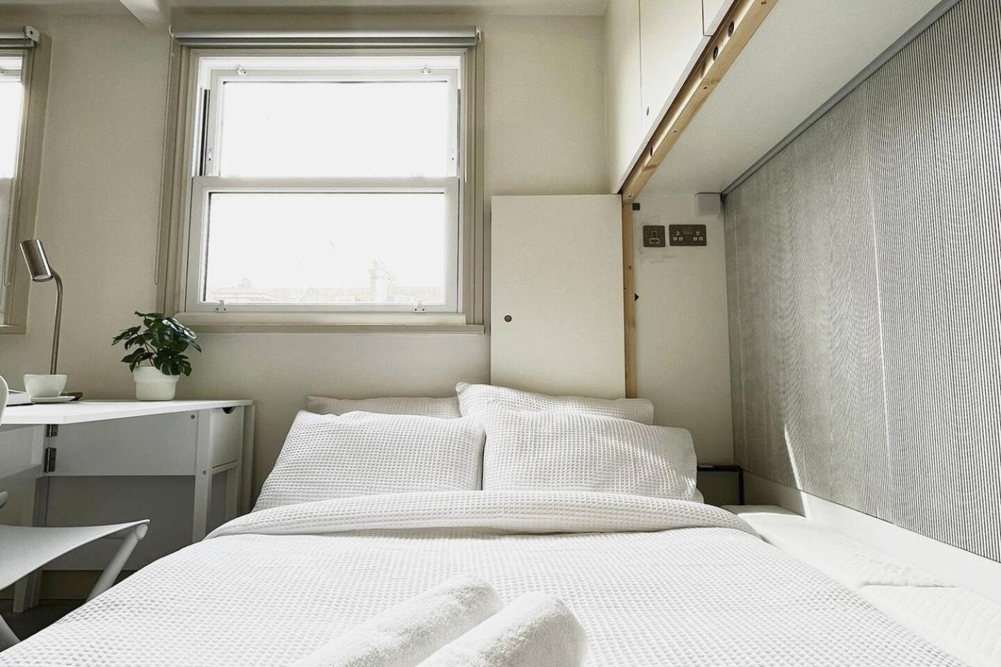 Apt 10 Beachside Beauty Lux Studio Steps From Beach Brighton Exteriör bild