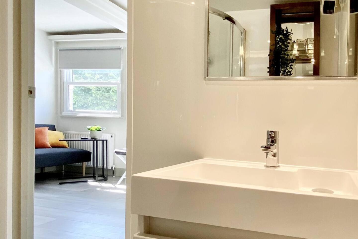 Apt 10 Beachside Beauty Lux Studio Steps From Beach Brighton Exteriör bild