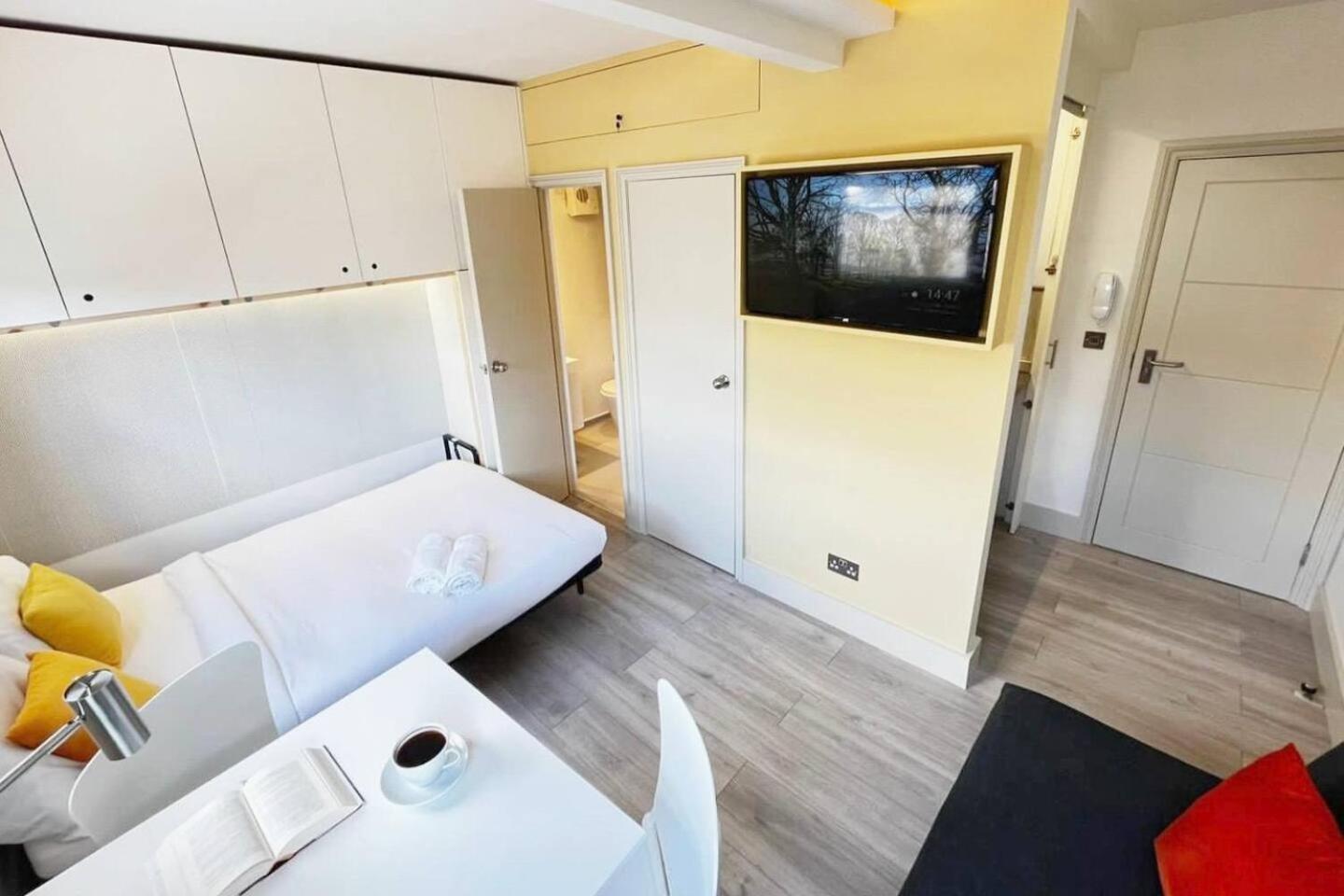 Apt 10 Beachside Beauty Lux Studio Steps From Beach Brighton Exteriör bild